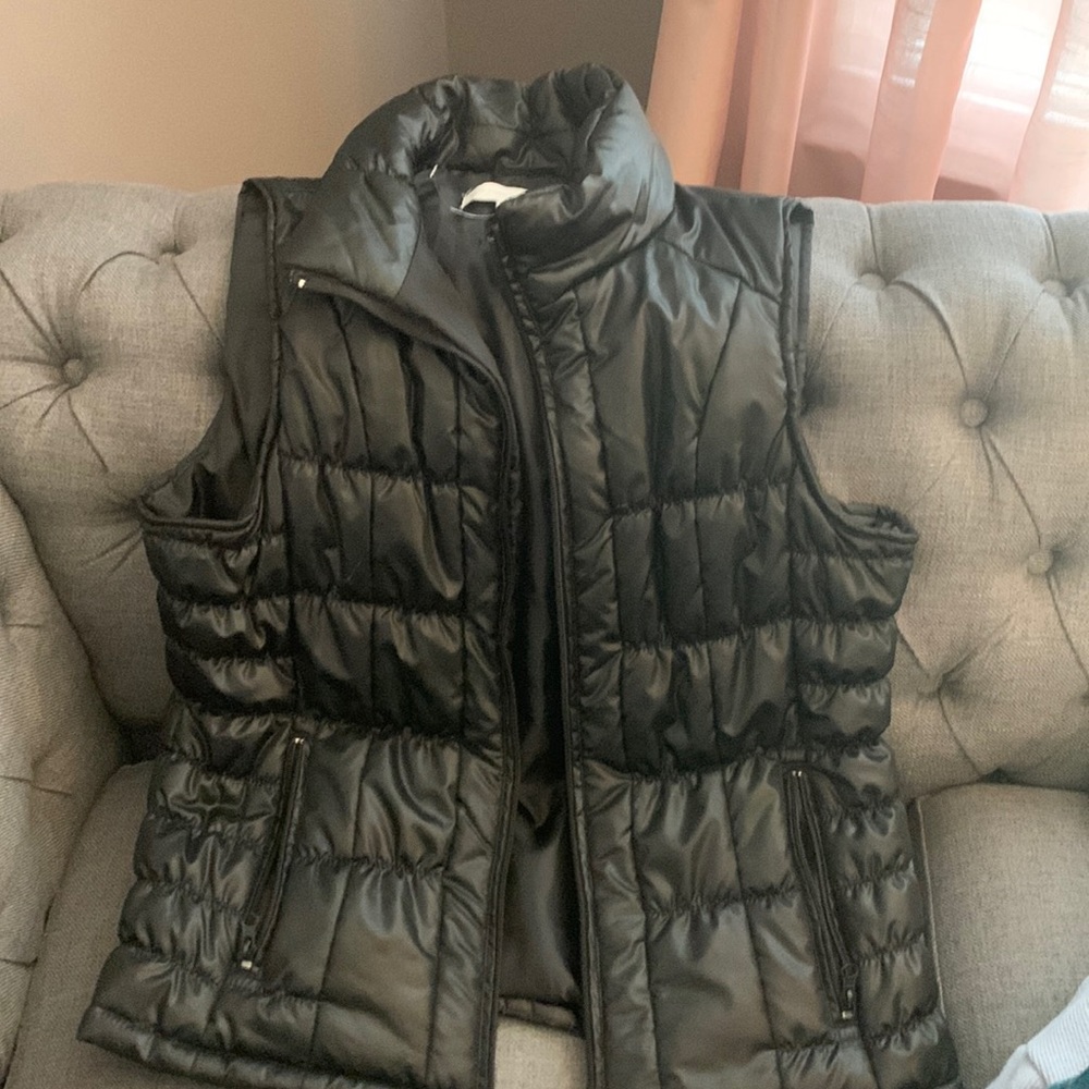 Black pufferVest -NY& co